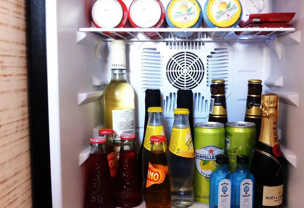 Hostal Bon Sol-1